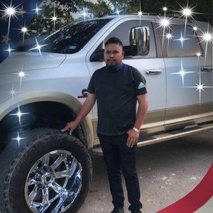 Meet your Posher, Jose j